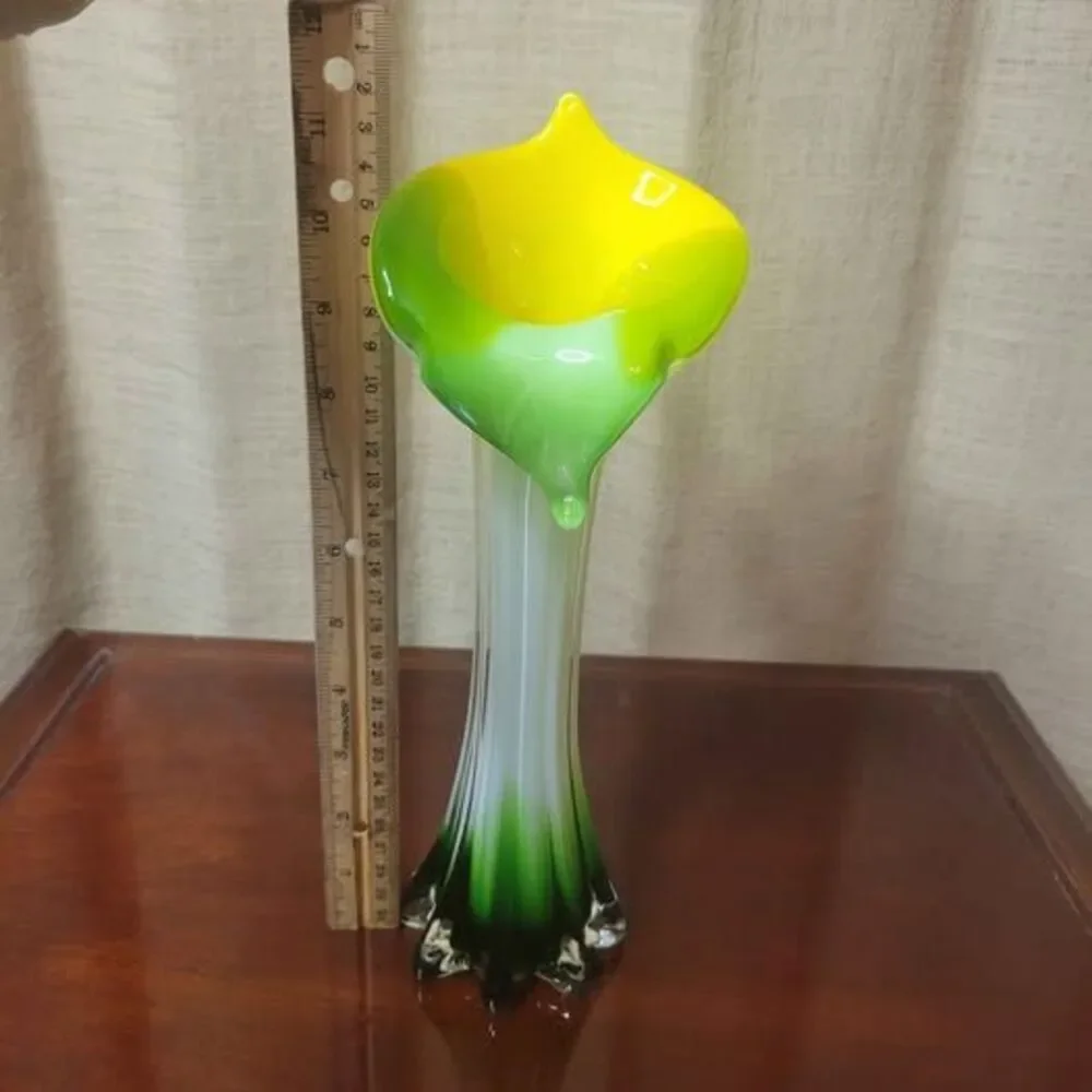Jack in the Pulpit Calla Lilly Art Glass Vase